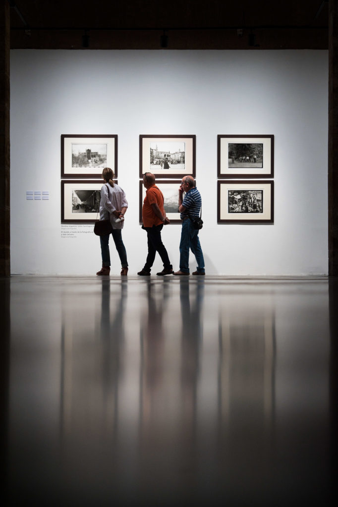 Fotografía de la Exposición "Oroimena" de Alberto Schommer en el Centro Cultural Montehermoso. Vitoria - Gasteiz. País Vasco