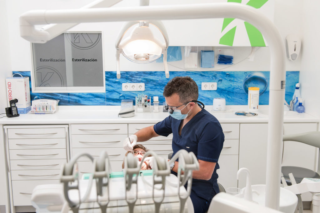 Fotografía del personal e instalaciones de Klinik, Centro Médico y dental. Vitoria