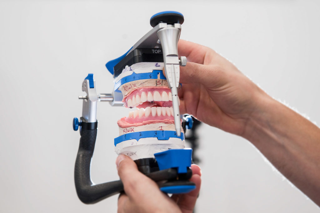 Fotografía del material de Klinik, Centro Médico y dental. Vitoria