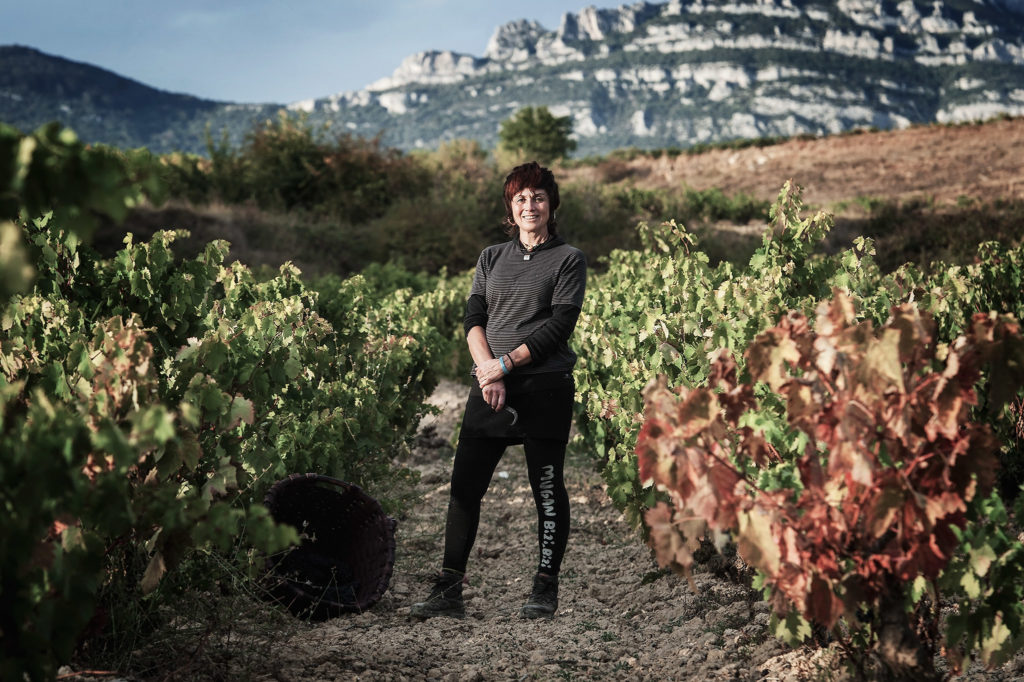 Esti Besa, productora de vino en Villabuena de Álava. Rioja Alavesa. País Vasco