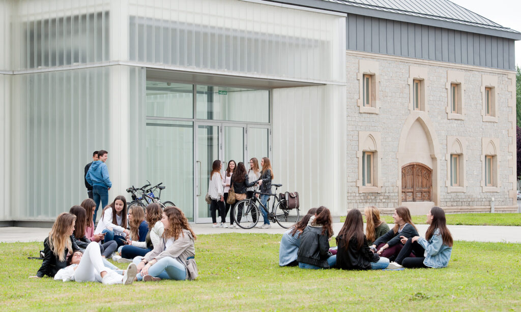 Edificio Krea - Convento de Betoño